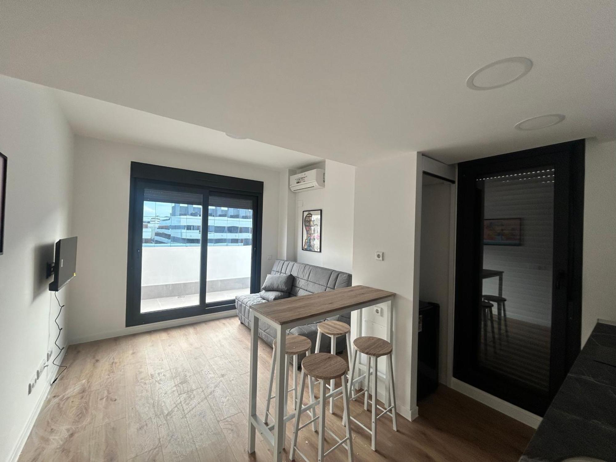 Estudios Homer Y Disney Con Piscina Climatizada, Piscina Exterior,Gimnasio, Coworking, Padel,Netflix Y Wifi Gratis San Sebastián de los Reyes Exterior foto